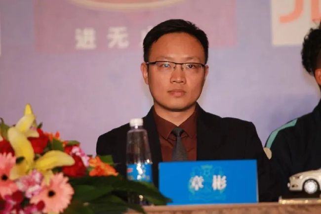 《我的世界大电影》曝预告 海王闯进奇趣方块世界 2025-03-21 3月21日，根据全球畅销电子游戏创作的真人电影《我的世界大电影》发布“穿越之门”版预告。