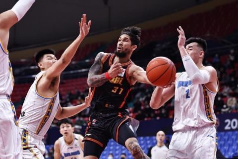 讲述同一世界观全新故事2025-10-21 马律师回归！