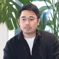 《千与千寻》曝中国风海报 最美不过宫崎骏的夏天 2019-06-07 将于6月21日夏至全国上映的宫崎骏经典之作《千与千寻》，正式开启全国56城点映。